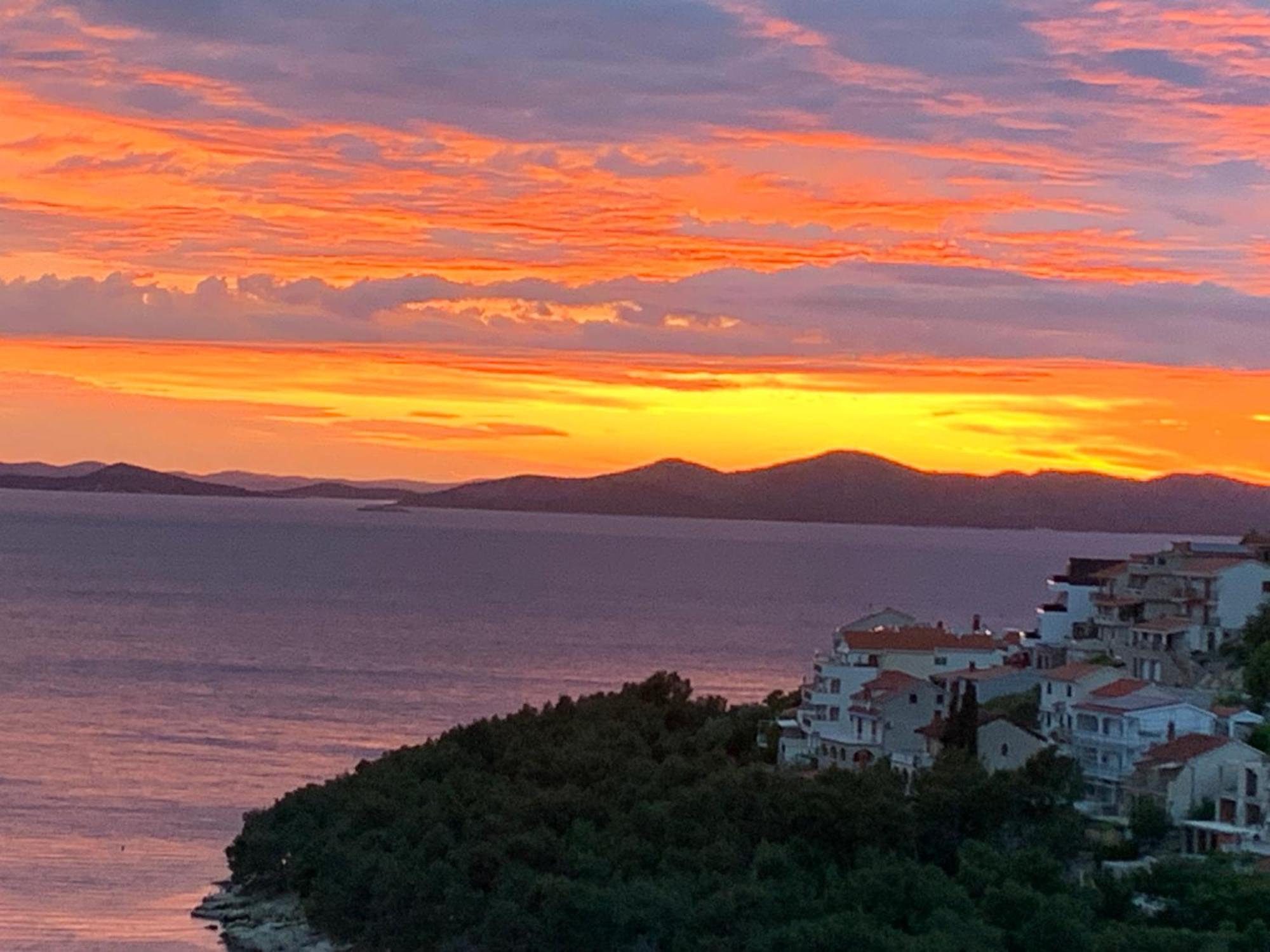 La Mer Drage Buitenkant foto